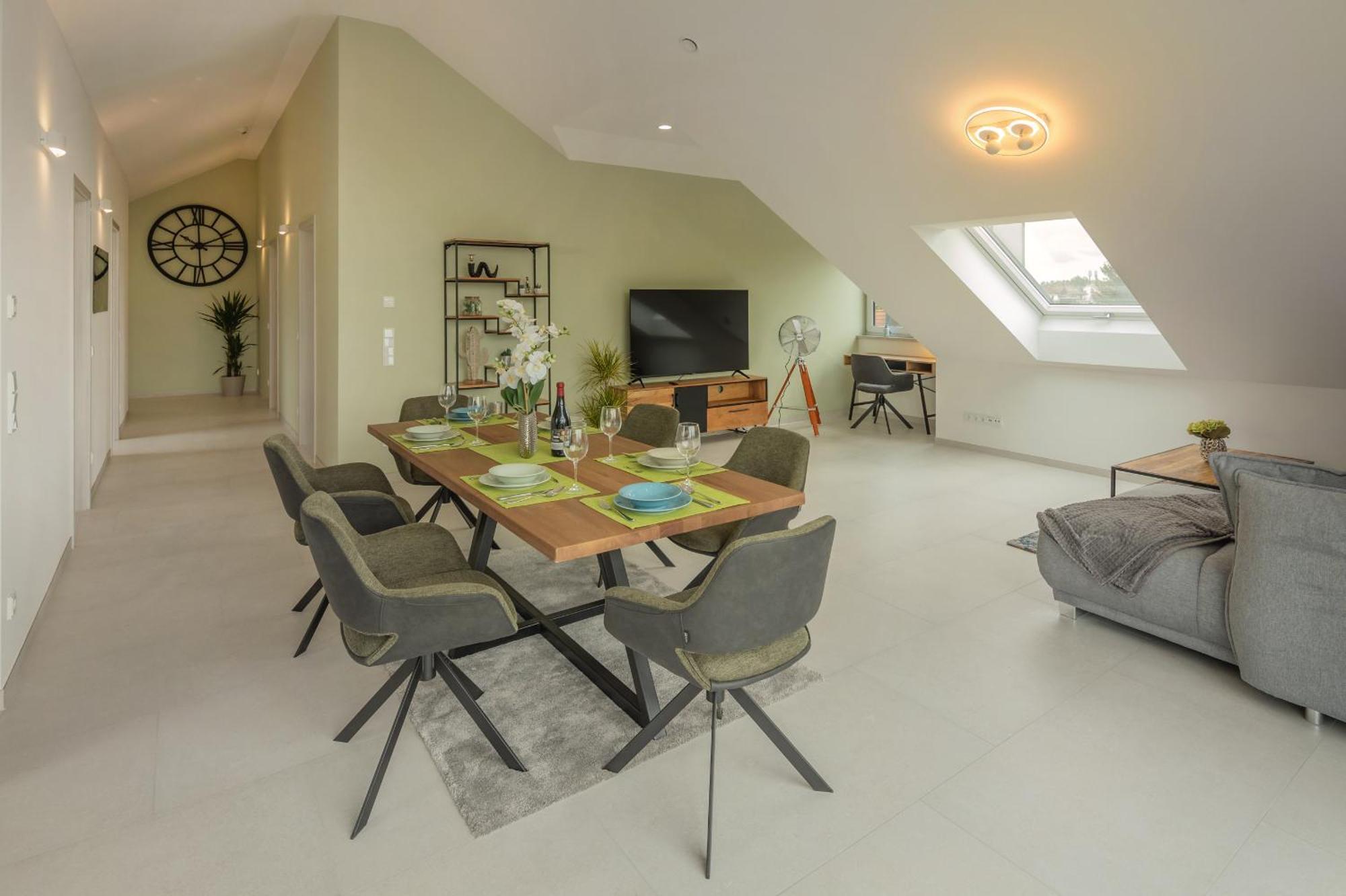 Sweethome - Poing Apartments Eksteriør bilde