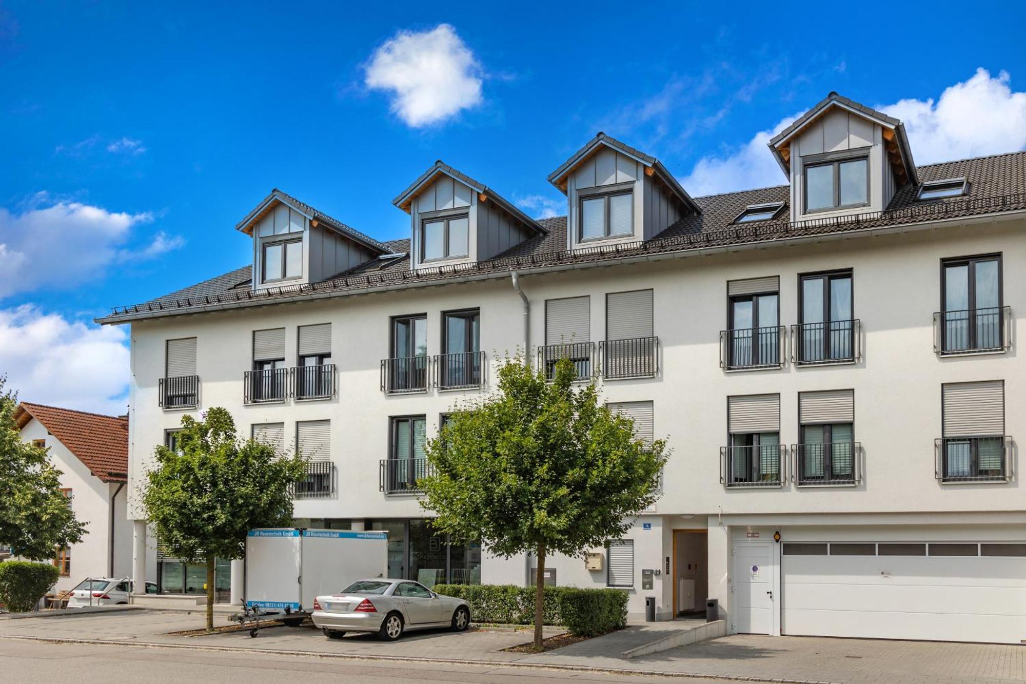 Sweethome - Poing Apartments Eksteriør bilde